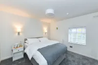 Rooms at Rolleston Hotels in Southwell
