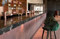 The Sands Torquay Resort - bar