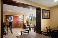 Super 8 by Wyndham Jackson - sarapan