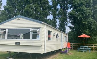 Poker Dot Getaway 2 - Stay-Play-Getaway