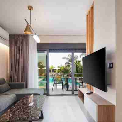 Sapphire Horizon Suites Rooms