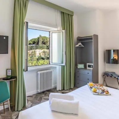 Bloom Hotel Rome Отели рядом с достопримечательностью «Холм Джаниколо»