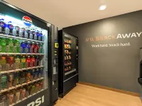 LivAway Suites Phoenix-Glendale Hotels near Camelback Ranch