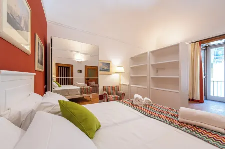 Corte Satriano Residence Отели рядом с достопримечательностью «Парк Вирджилиано»