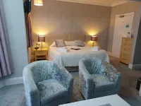Palm Court Hotels in Weymouth and Portland District