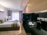Kozi Suites Nairobi Airport Hotels near Nairobi SGR Terminus