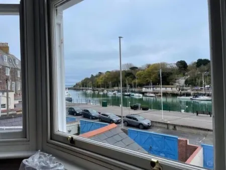 Seascape Отели рядом с достопримечательностью «Уэймут Бич»