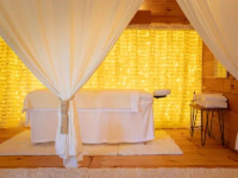 Mount Mitchell Eco Retreat Hotels in Yancey County