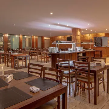 Hotel Deville Express Cascavel