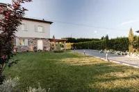 Villa Pemola a Luxury Farmhouse with Garden and Bikes in Lucca Town - Villaer