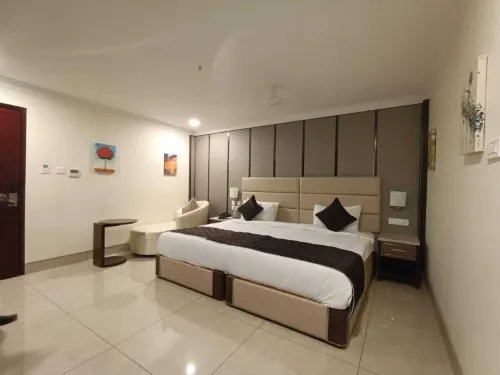 Rkn Grand Hotel