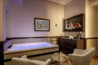 Flâneur Suites Corso - Homestays