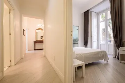Palazzo Dello Spagnolo Suite Hotels in Neapel