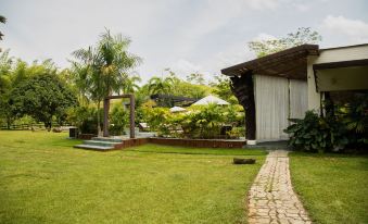 El Rio Hotel