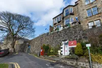 Castle Walk B&B Hotels near Bridge of Allan Parish Church