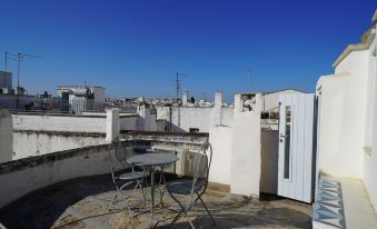 Blu Cielo Terra - Nel Cuore Della Citta' Bianca