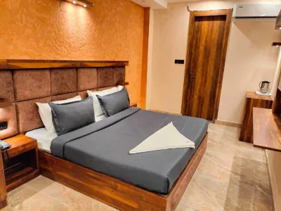 Sky High by T&M Hotels Hotels near Ground