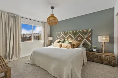 Coopers North in Old Town - Hot Tub & Pool Table! Hotels in Fort Collins