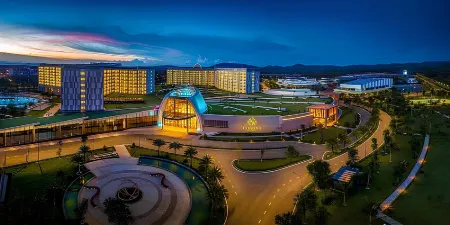 Aqua Vista Phu Quoc Отели рядом с достопримечательностью «Grand World Phu Quoc»