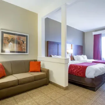 Comfort Suites