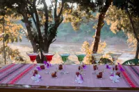 NAN de Panna Riverside Homestay