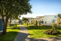 Aminess Maravea Camping Resort Holiday Homes Hotel di Lovrecica