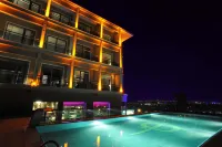 Hotel Çelik Palas Convention Center & Thermal Spa - Mewah