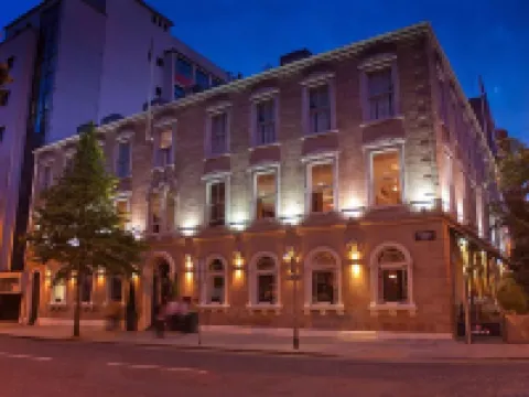 DoubleTree by Hilton Belfast City Ten Square Hotels in Belfast