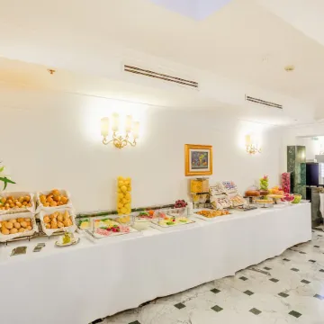 Raeli Hotel Regio