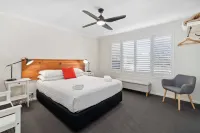 West End Motor Lodge Hotels in Orange