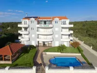 Villa Gravic - Rooftop Pools
