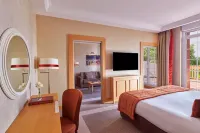 Hôtel Barrière l'Hôtel du Golf Hotels in Saint-Arnoult