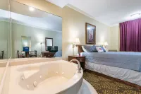 Plantation Oaks Hotels in Millington