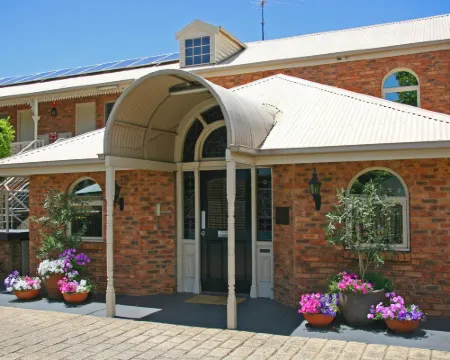 Hermitage Motor Inn Hotels in Wangaratta