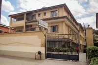 The Stand Leisure Hotel Hotel in zona Amboseli Estate