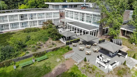 Fletcher Hotel Restaurant Amersfoort Отели рядом со станцией Soest Zuid