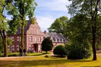 Schloss Hertefeld – Hotel & Events Hotels in der Nähe von Minigolfanlage Winnekendonk Heimatverein Ons Derp