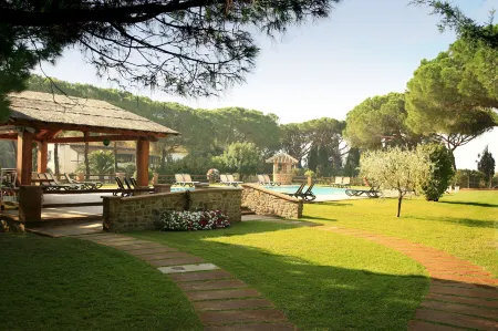 Agriturismo la Rombaia Отели рядом с достопримечательностью «Minimarket G.F.S»