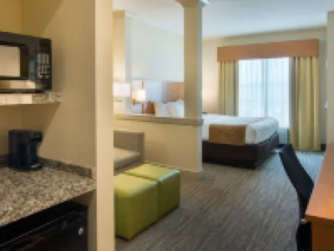 Comfort Suites Bossier City - Shreveport East Hotels in Bossier Parish