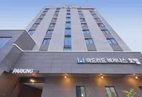 마드리드비지니스호텔 월전공원 주변 호텔