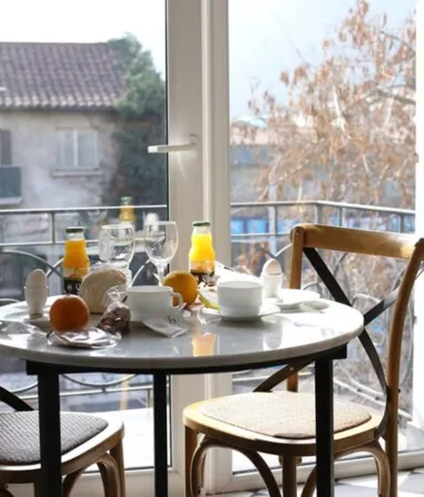 Apart Hotel B Отели рядом с достопримечательностью «Constitution Place»