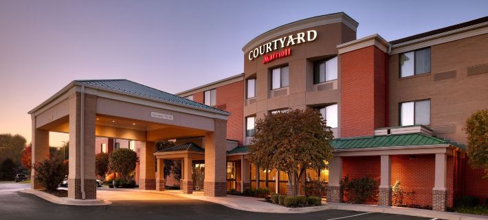 Courtyard Kansas City Shawnee Hotels in Johnson County
