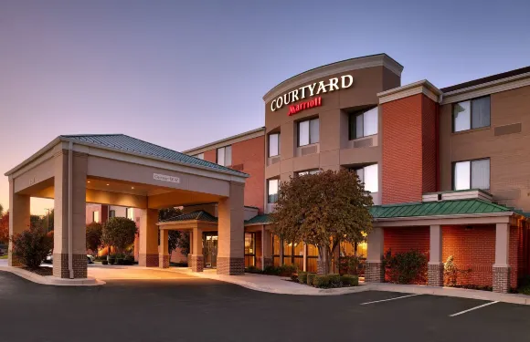 堪薩斯城肖尼萬怡酒店