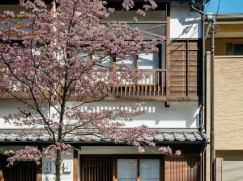Hanagoromo Machiya House