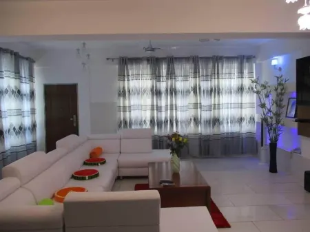 Luxury Apartment Отели в г. Sekondi-Takoradi Metropolitan