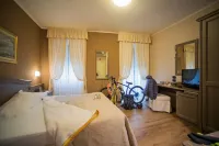 Hotel Lilla' Hotel di Terlago