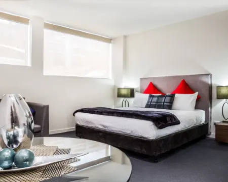 أدارا هوتل ريتشموند Hotels near حديقة أيه أيه إم آي