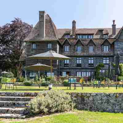 Les Jardins de Coppélia Hotel Exterior