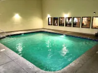 Quality Inn Selah Yakima - Pools