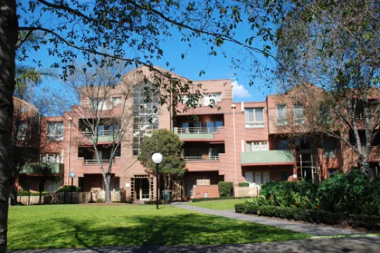 Comfort Apartments Royal Gardens